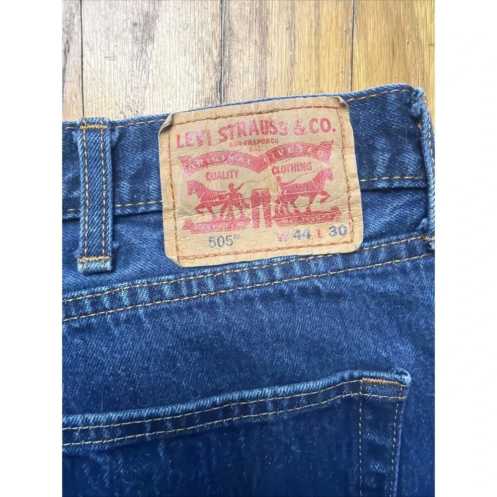 Levi's 505 Jeans Mens 44x30 Relaxed Fit Wide Leg Blue Medium/Dark Wash Levis EUC